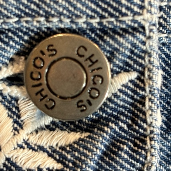 CHICO’S DESIGN Sz 2 Rare Japanese Garden Embroidery Funnel Neck Denim Jacket - Picture 6 of 9